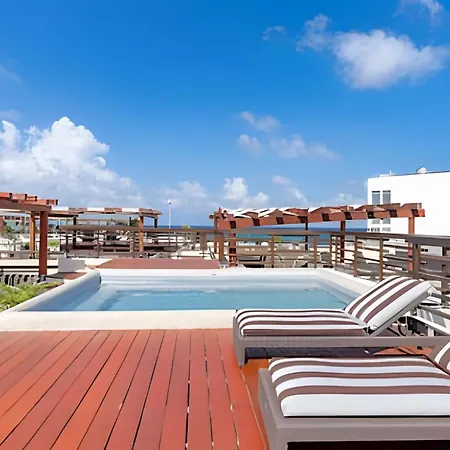 Piscina Privada En Un Atico De Lujo Apartment